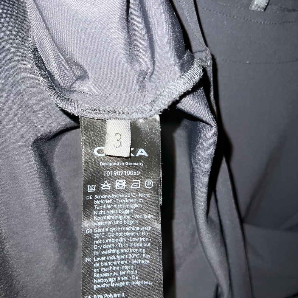 OSKA Black Women's Dress with Front Pocket - Picture 4 of 5
